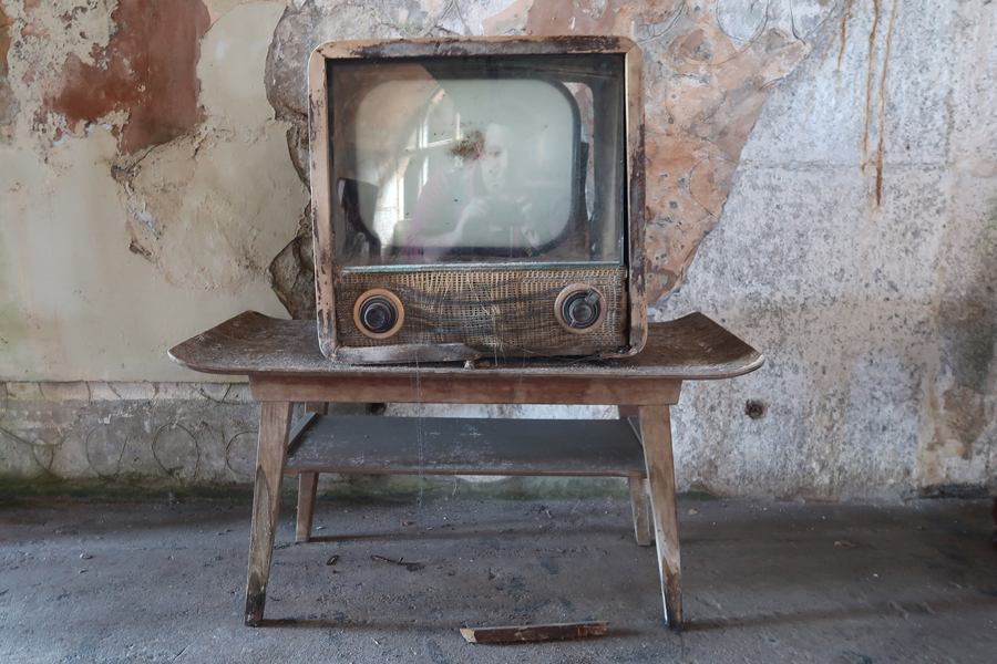 Old television on St Catherine's Island